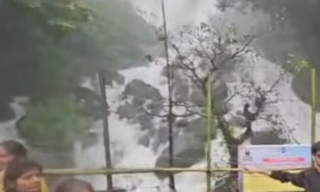Amboli/ 400 ಅಡಿ ಆಳಕ್ಕೆ ಬಿದ್ದ ಪ್ರವಾಸಿಗ…? ಜಗತ್ಪ್ರಸಿದ್ಧ ಅಂಬೋಲಿ ಜಲಪಾತ ಬಂದ್..!