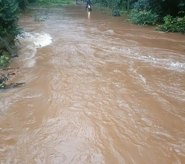 ತೇರಾಳಿ ರಸ್ತೆ ಅಭಿವೃದ್ಧಿಗೆ ಗ್ರಾಮಸ್ಥರ ಒತ್ತಾಯ