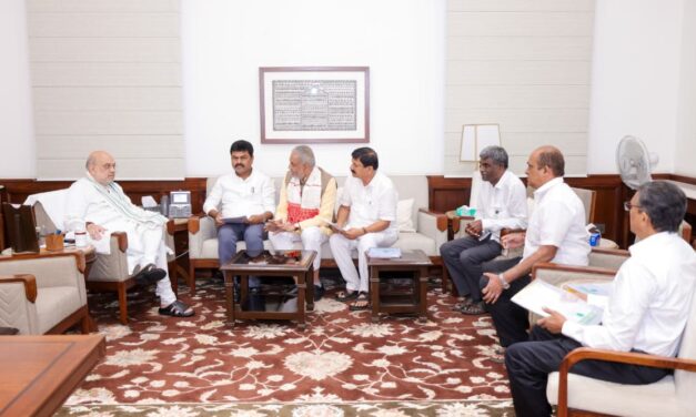 ಕೇಂದ್ರ ಸಚಿವರು ಗಳೊಂದಿಗೆ ನಮ್ಮ ಸಂಸದರು