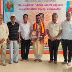 ಬೆಳವಡಿಯ ಭಾರತೀಯ ಸಂಸ್ಕೃತಿ ವಿದ್ಯಾ ಕೇಂದ್ರದ ಸಂಸ್ಥಾಪಕ ಅಧ್ಯಕ್ಷರಾದ ಡಾ.ಸಂತೋಷ ಶಂಕರೆಪ್ಪ ಯಕ್ಕುಂಡಿ ಅವರಿಗೆ ಸನ್ಮಾನ
