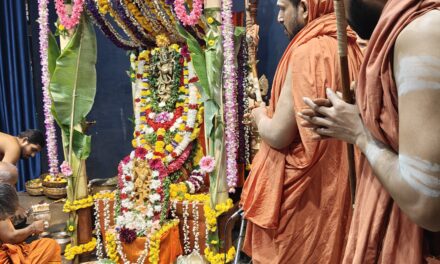ಯೋಧರ ರಕ್ಷಣೆಗಾಗಿ ಸ್ವರ್ಣವಲ್ಲಿಯಲ್ಲಿ ಲಕ್ಷ ತುಳಸಿ ಅರ್ಚನೆ