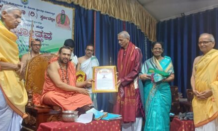 ಹರಕೆಯ ಯಕ್ಷಗಾನದ ‌ಮೂಲಕ ಸಂಕಷ್ಟ ನಾಶವಾಗುತ್ತದೆ -ಸ್ವರ್ಣವಲ್ಲಿ ಶ್ರೀ