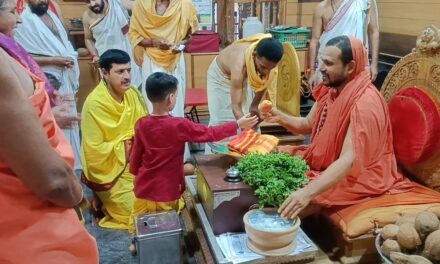 ಸ್ವರ್ಣವಲ್ಲಿ ಶ್ರೀ, ದೇವರ ಪೂಜಿಸಿದ ಅನಂತ ಮೂರ್ತಿ ಹೆಗಡೆ