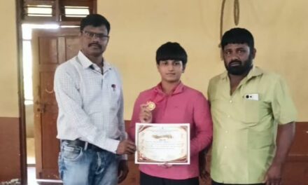 ಕುಸ್ತಿ ಯಲ್ಲಿಬಂಗಾರ ಪಡೆದ ಕಾವ್ಯ ರಾಜ್ಯ ಮಟ್ಟಕ್ಕೆ ಆಯ್ಕೆ