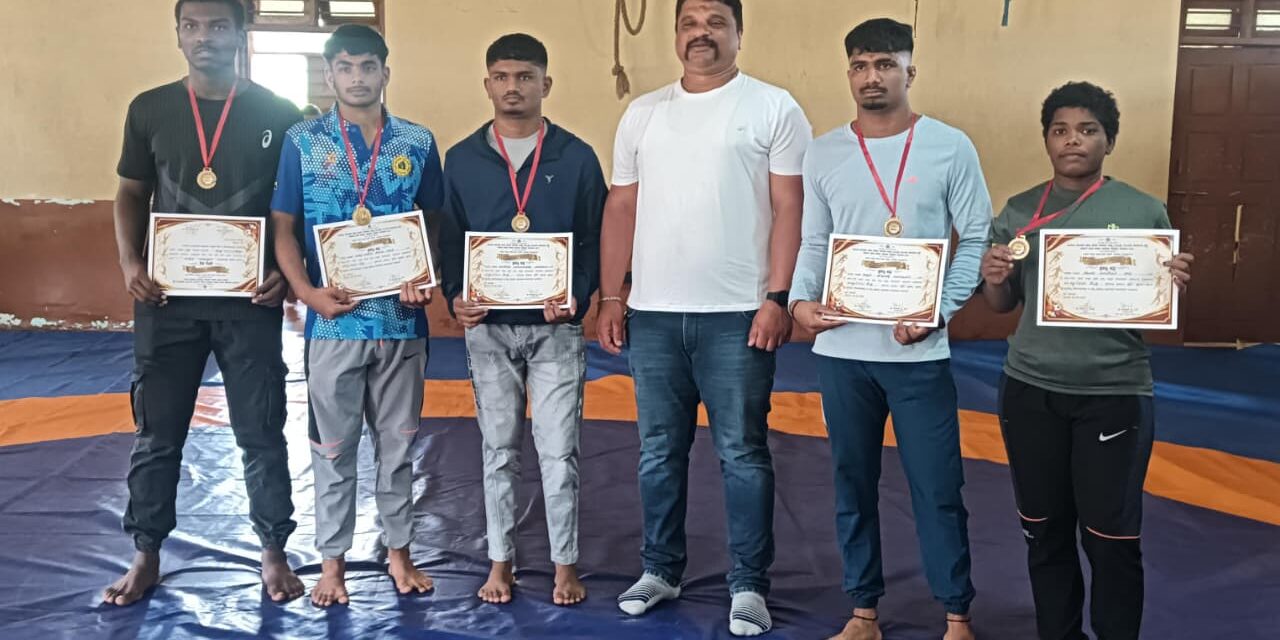 ಜಿಲ್ಲಾ ಮಟ್ಟದ ಕುಸ್ತಿ ಯಲ್ಲಿ ಐದು ಬಂಗಾರ ಪಧಕ ಗೆದ್ದು ಅಮೋಘ ಸಾಧನೆ,.