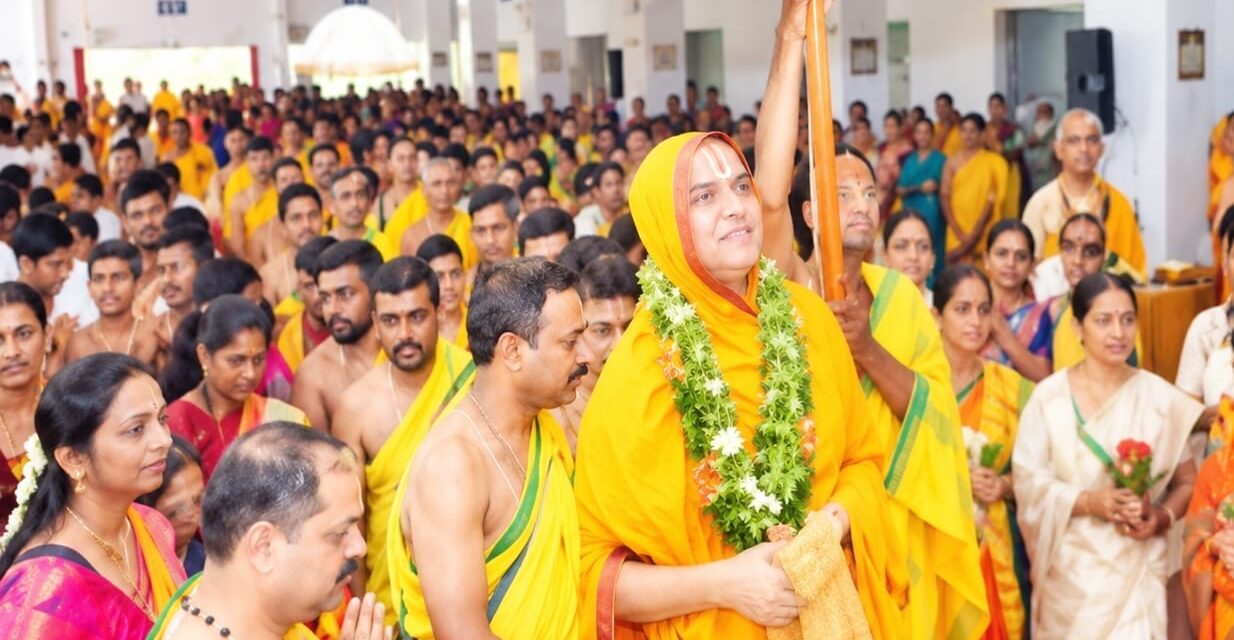 ​ಸೀಮೋಲ್ಲಂಘನ ರಾಘವೇಶ್ವರ ಶ್ರೀಗಳ ಚಾತುರ್ಮಾಸ್ಯ ಸಂಪನ್ನ