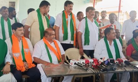 ಅನಂತ ಮೂರ್ತಿ ಹೆಗಡೆ ರೈತ ಮೋರ್ಚಾ ತಂಡ ಬಳ್ಳಾರಿ ಚಲೋ ಹೋರಾಟದಲ್ಲಿ ಭಾಗಿ