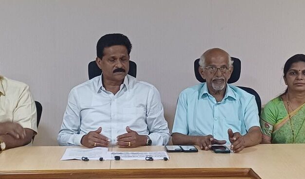 ಮನೆ ನಂಬರ್‌ ರದ್ದಾಗುತ್ತದೆ ಎಂದು ಪಂಚಾಯ್ತಿಗೆ ಹೋಗಿ ಜನರಿಗೆ ಮಂಕುಬೂದಿ ಎರಚುವುದೇಕೆ?
