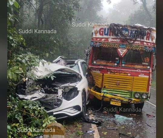 ಬೆಂಜ್ ಕಾರು ಅಪಘಾತ- ಬೆಂಗಳೂರು ಮೂಲದ ದಂಪತಿಗಳ ಸಾವು…?